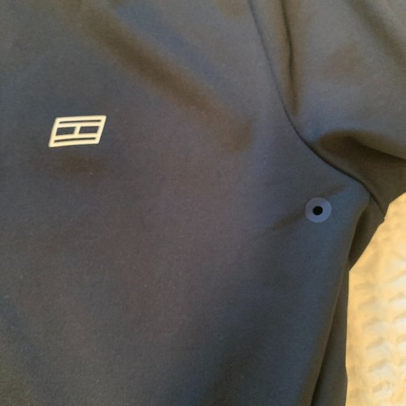 Track Suite - Picture 8 of 11